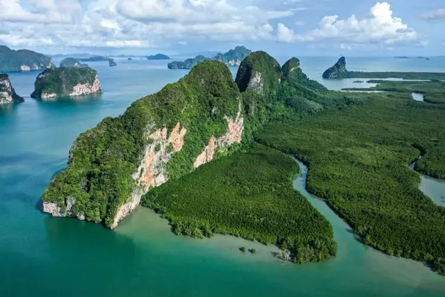 Samet Nangshe Viewpoint: Best Sunrise Spot In Thailand