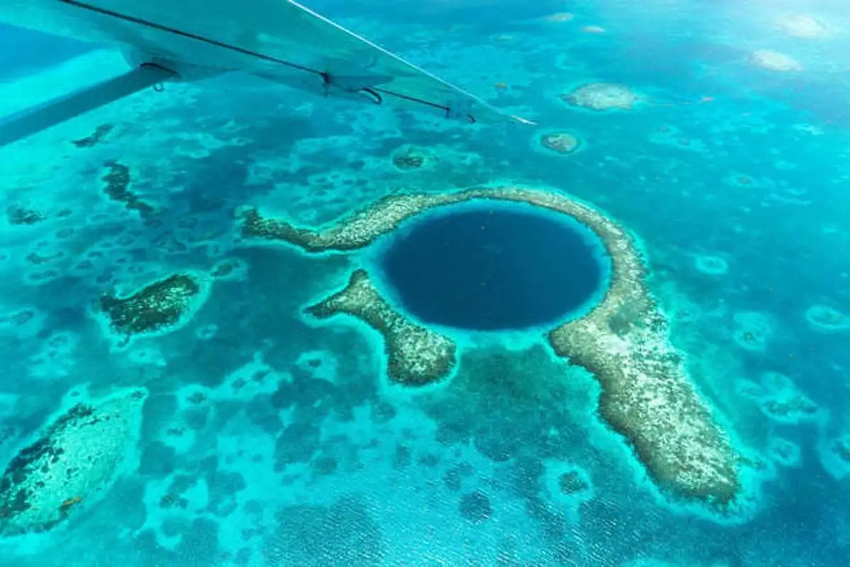 Exploring the Great Blue Hole of Belize: A Memorable Aerial Adventure