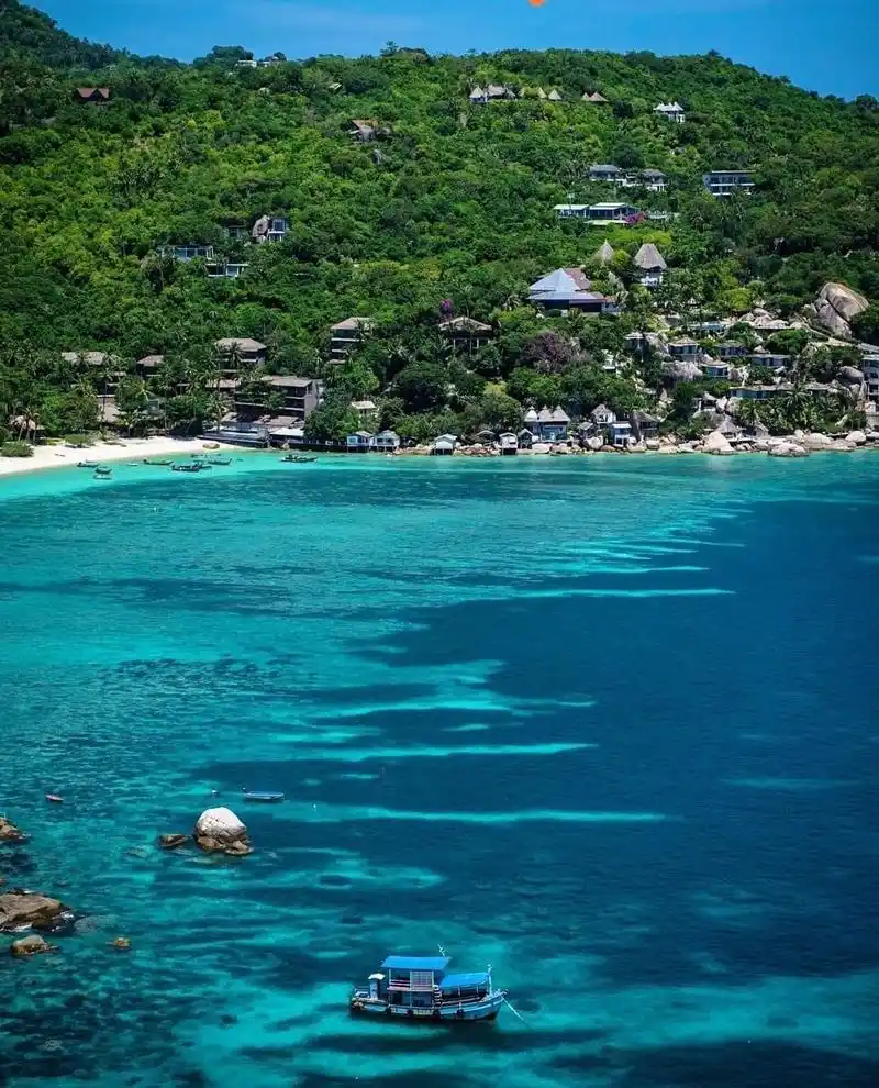 Koh Tao's South Garden Island: A Must-Visit Scenic Spot!